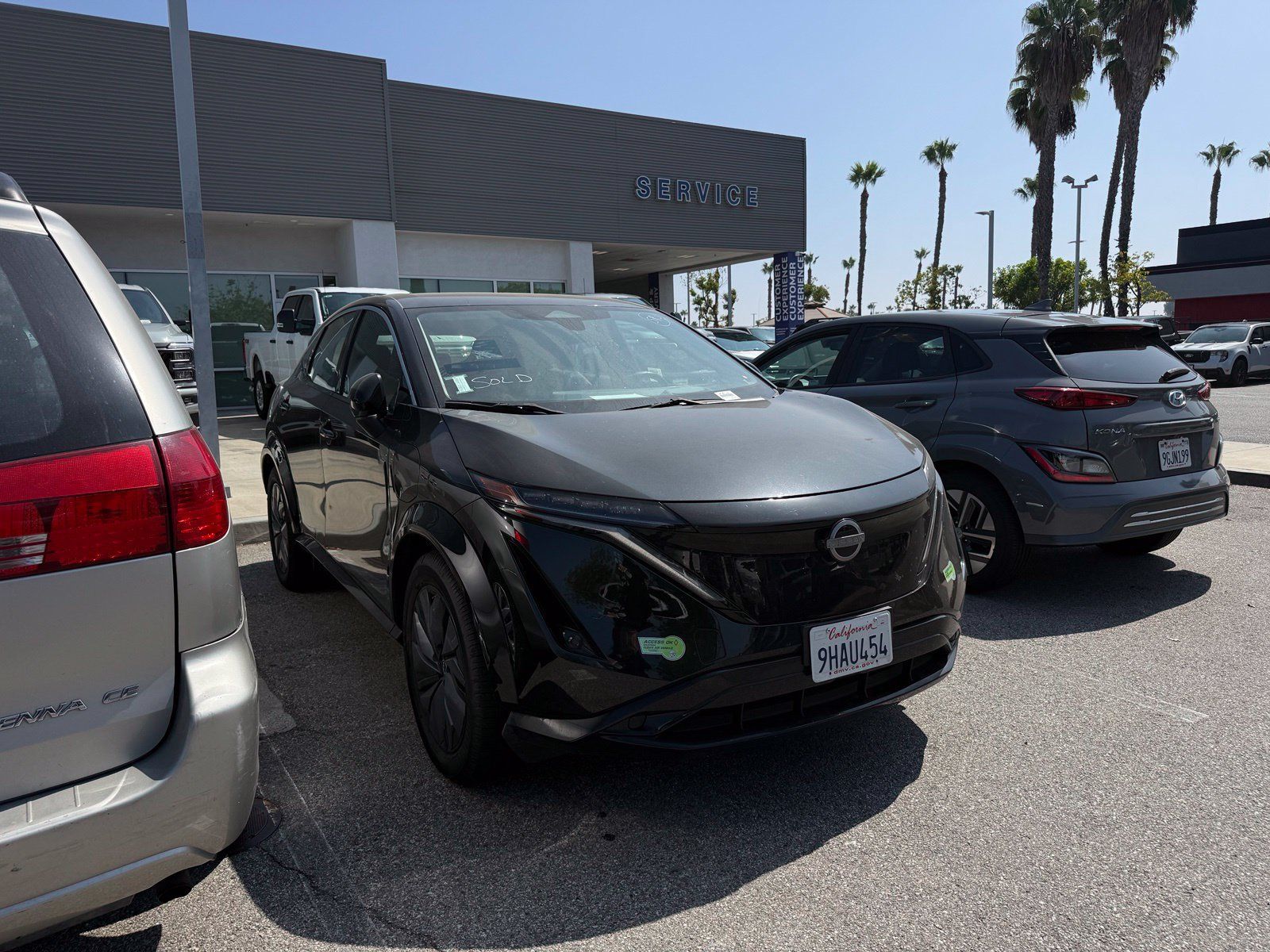 Used 2023 Nissan Ariya FWD image 4
