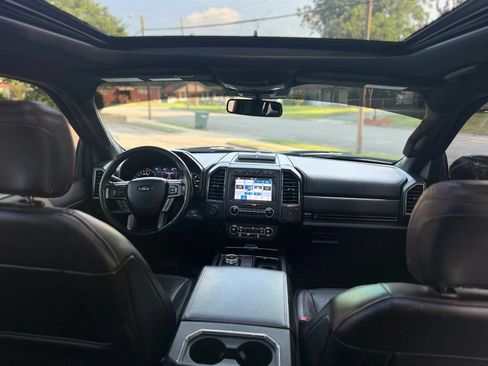 Used 2019 Ford Expedition Limited w/ Equipment Group 303A RWD image 16