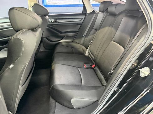 Used 2019 Honda Accord EX image 18