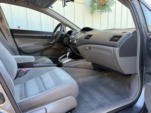 Used 2010 Honda Civic LX image 13