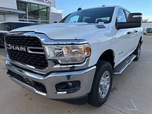 Used 2024 RAM 2500 Big Horn w/ Bed Utility Group image 9