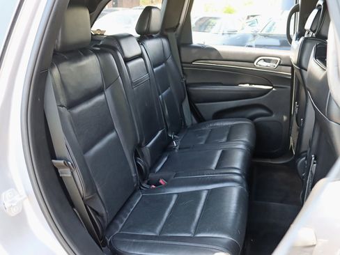 Used 2018 Jeep Grand Cherokee High Altitude AWD/4WD image 30