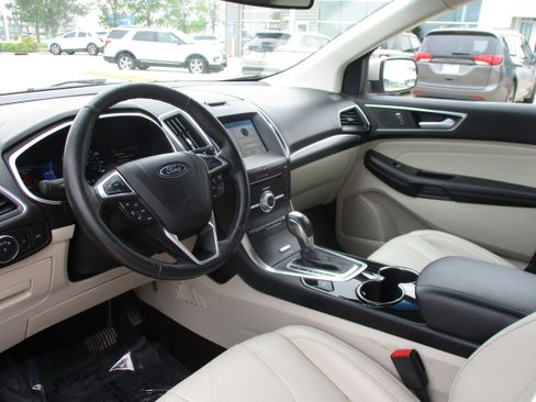 Used 2017 Ford Edge Titanium w/ Cold Weather Package FWD image 14