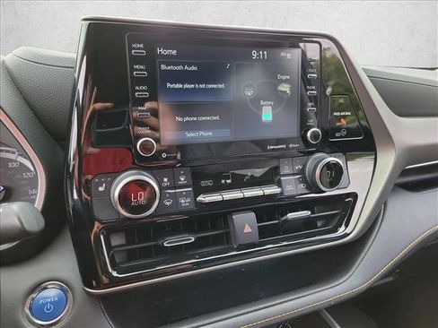 Used 2022 Toyota Highlander Bronze Edition AWD/4WD image 21