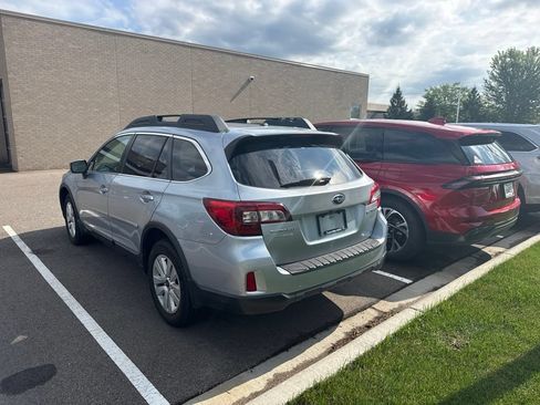 Used 2015 Subaru Outback 2.5i Premium w/ Popular Package #2 AWD/4WD image 5