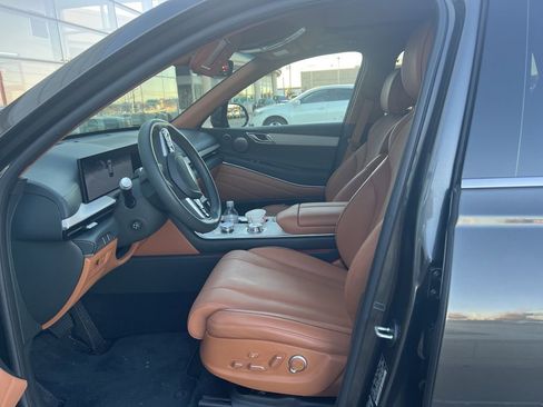 Used 2025 Genesis GV80 3.5T Advanced image 4