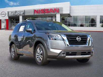 New 2025 Nissan Pathfinder SL
