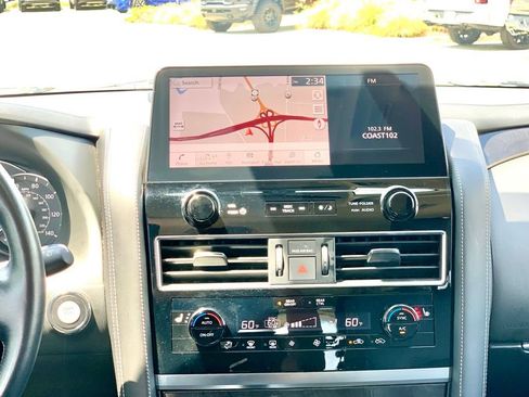 Used 2024 INFINITI QX80 Luxe AWD/4WD image 18