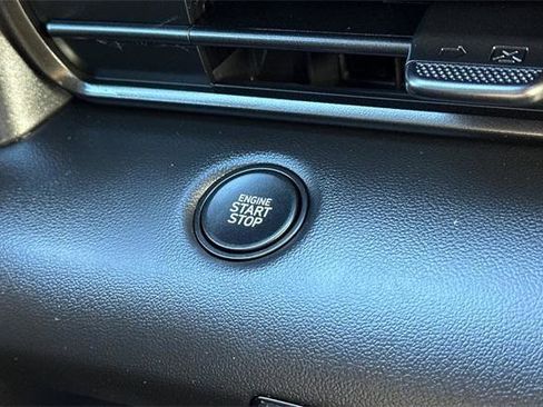 Certified 2025 Hyundai Elantra Sport image 22