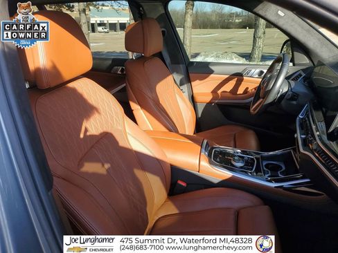 Used 2024 BMW X7 xDrive40i w/ Executive Package image 30