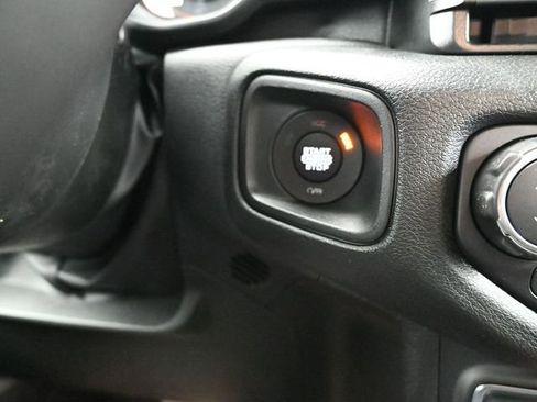 New 2026 Jeep Gladiator Sport AWD/4WD image 19