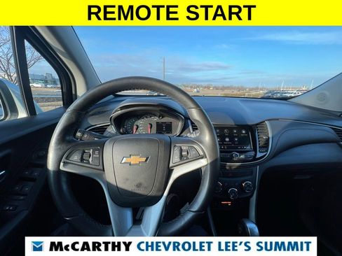 Used 2018 Chevrolet Trax LT w/ LT Convenience Package image 37