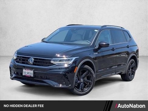 Used 2024 Volkswagen Tiguan SE R-Line FWD image 1