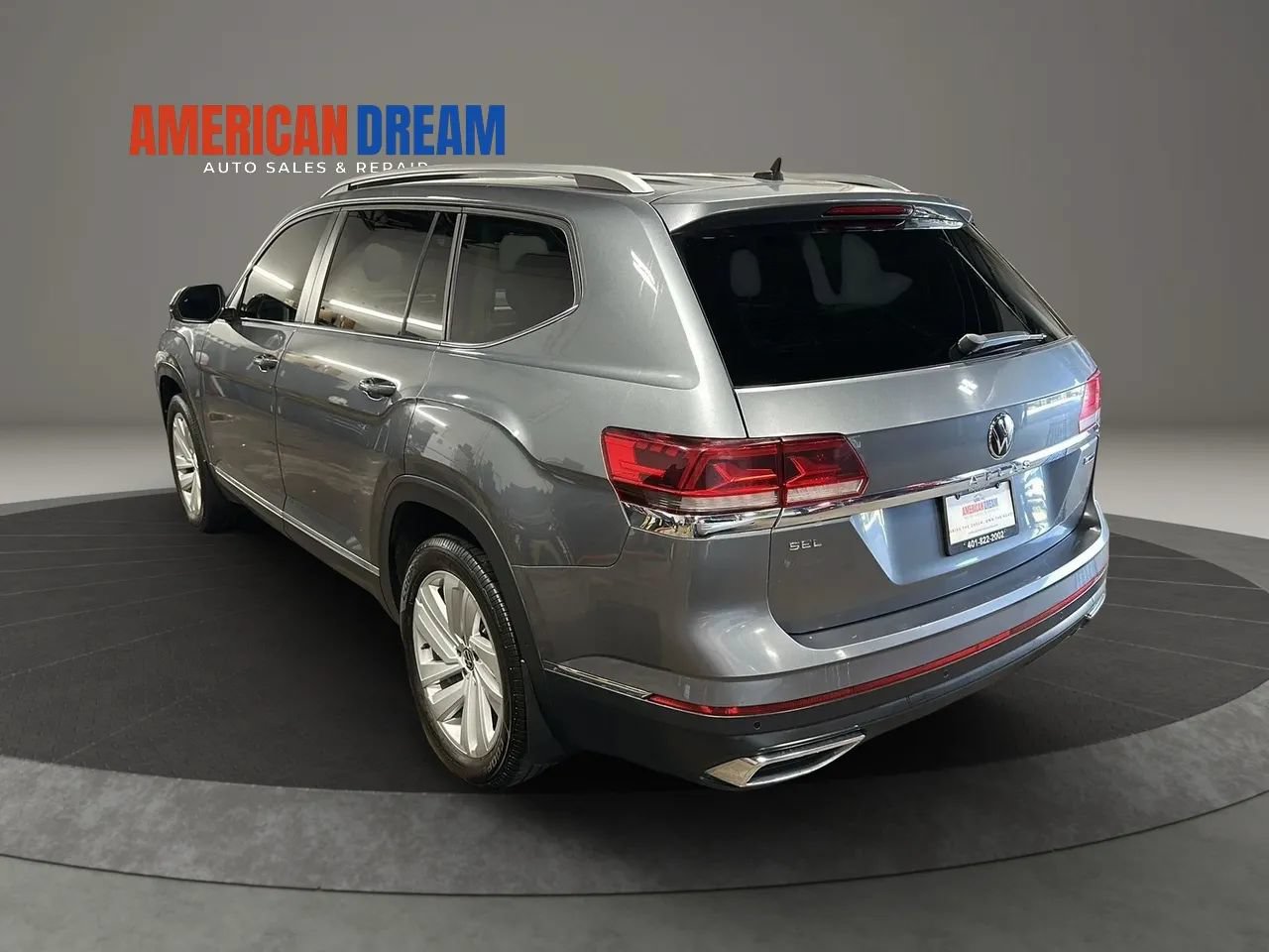 Used 2021 Volkswagen Atlas SEL AWD/4WD image 3