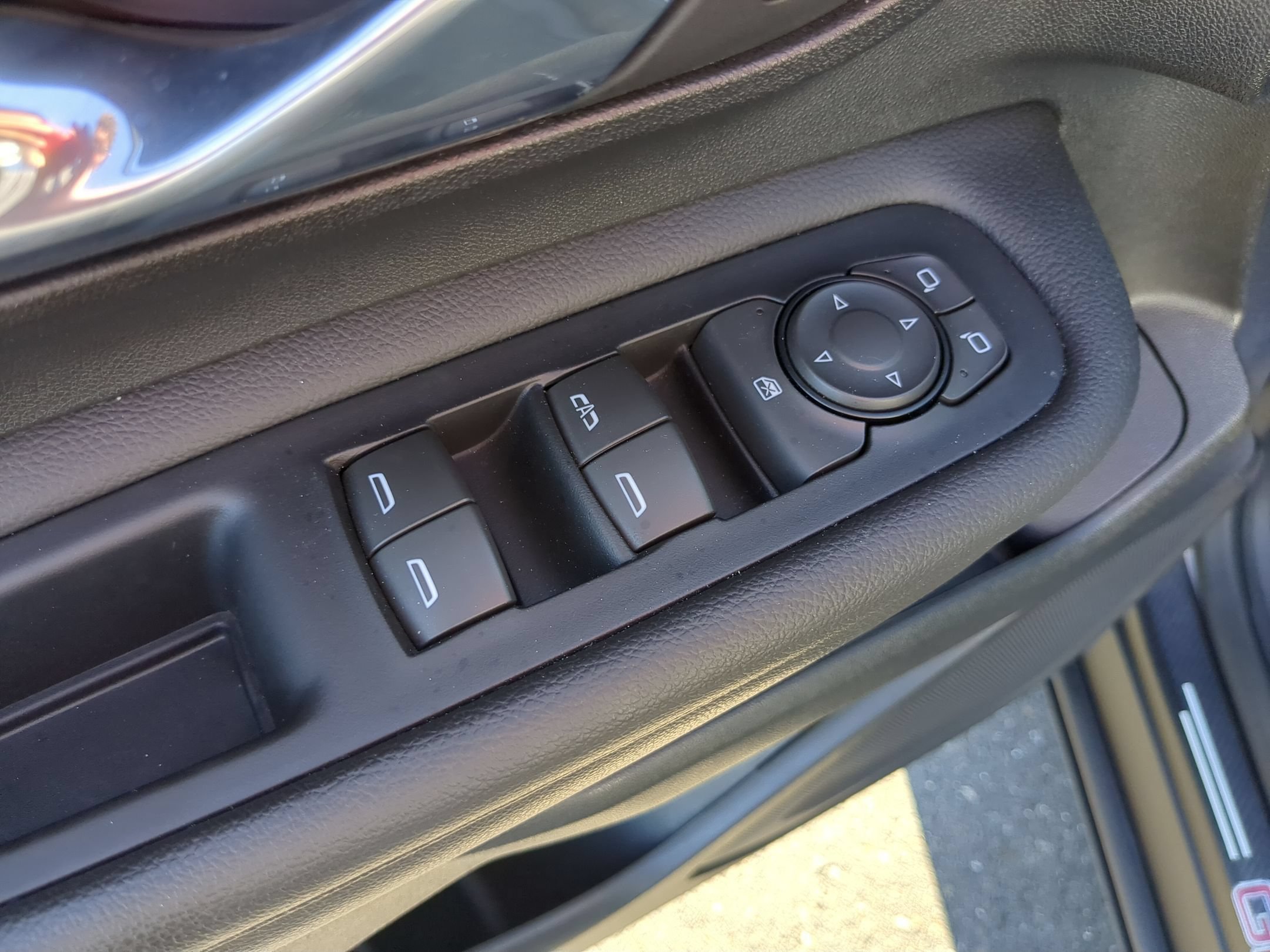 Certified 2023 GMC Terrain SLE FWD image 21