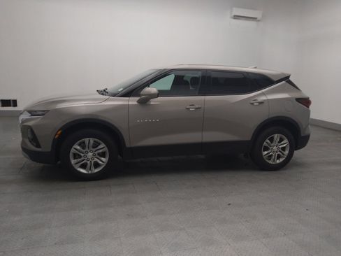 Used 2021 Chevrolet Blazer LT FWD image 2
