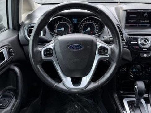 Used 2014 Ford Fiesta Titanium image 14