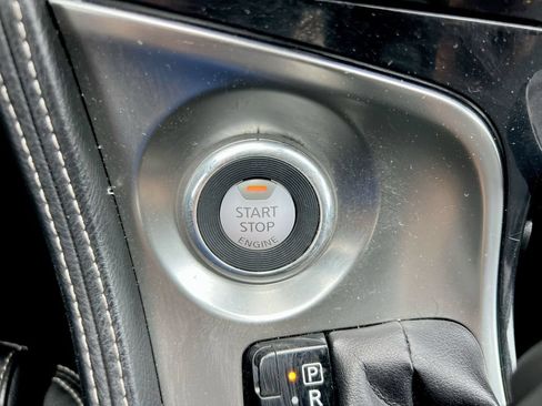 Used 2022 Nissan Maxima SL FWD image 15
