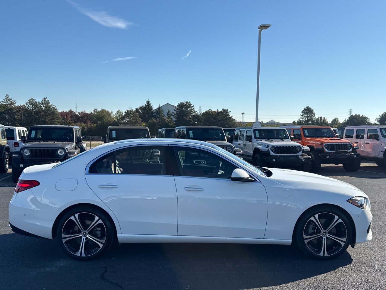 Used 2025 Mercedes-Benz C 300 Sedan image 2