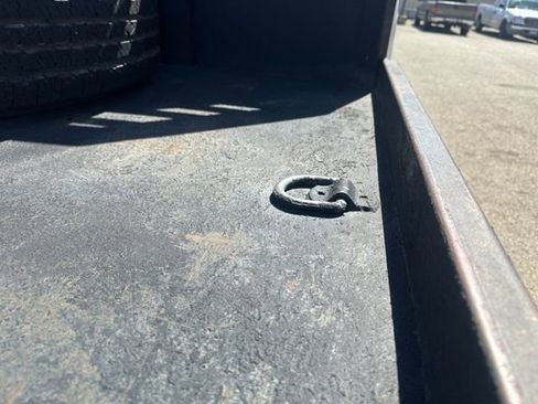 Used 2014 RAM 2500 Tradesman w/ Chrome Appearance Group image 13