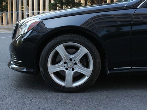 Used 2015 Mercedes-Benz E 350 4MATIC Sedan image 11