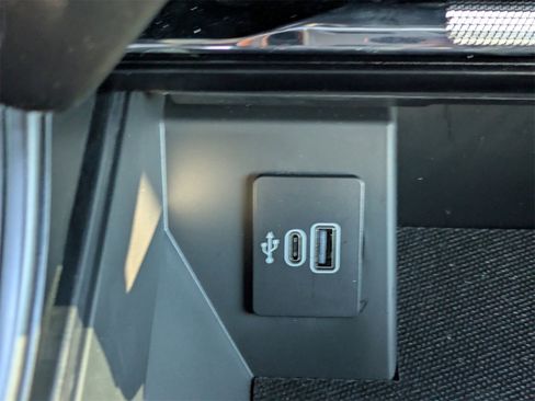 New 2025 Ford F150 Lariat w/ Equipment Group 501A Mid image 25