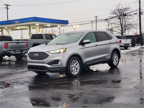 Certified 2024 Ford Edge SEL w/ Convenience Package image 31