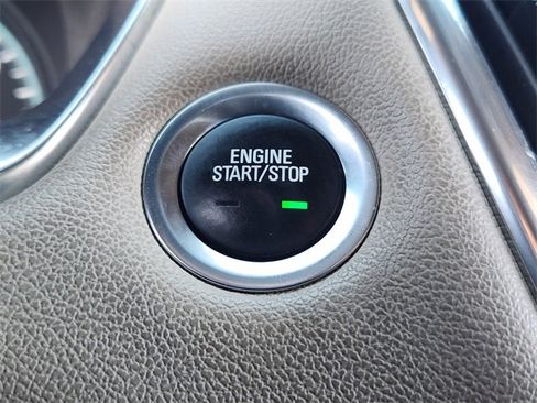 Certified 2022 Chevrolet Traverse LS image 20