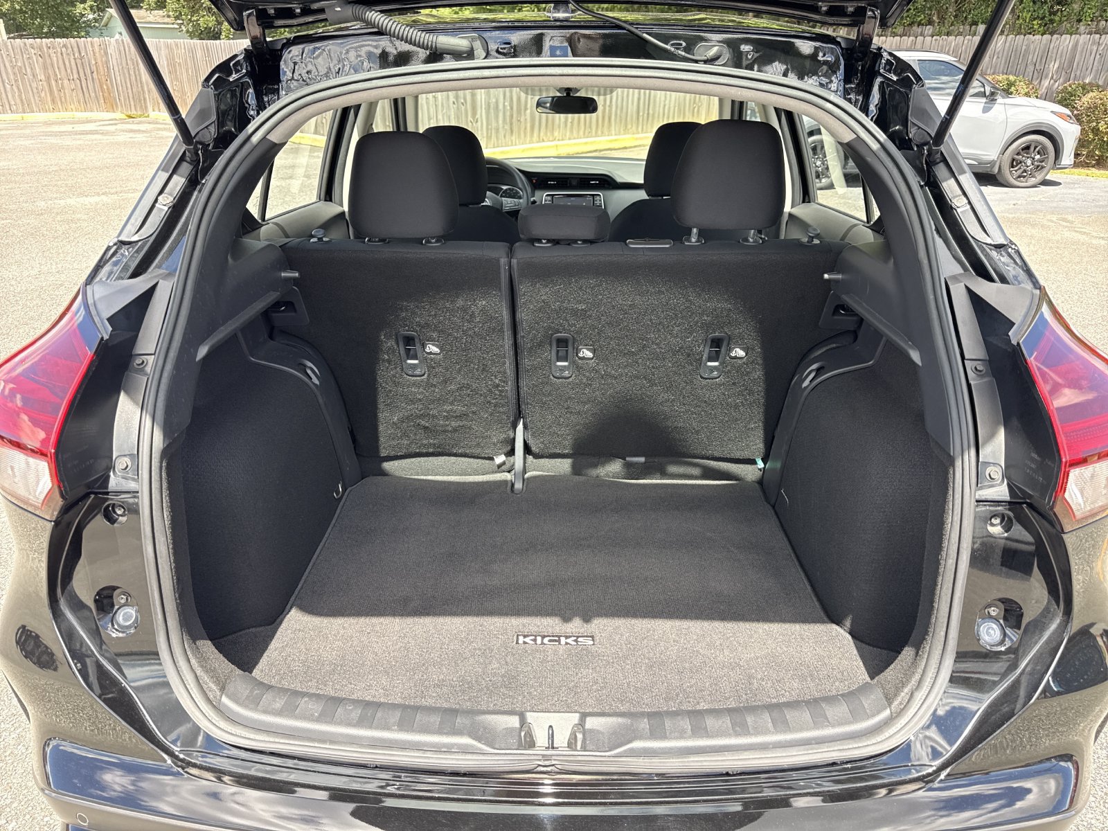 Used 2024 Nissan Kicks S FWD image 28