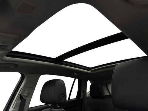 Used 2019 Buick Envision Essence image 27