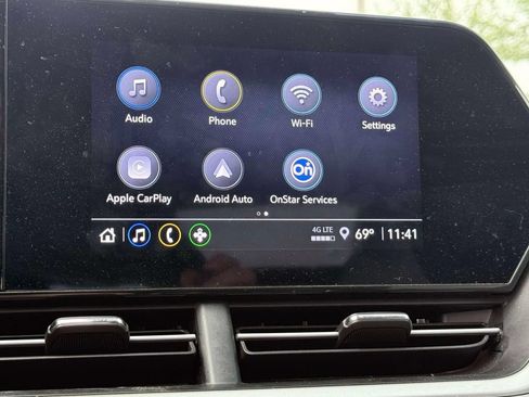 Used 2025 Chevrolet Trax LS w/ LS Convenience Package FWD image 16