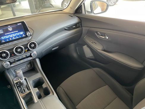 Used 2025 Nissan Sentra SV image 33
