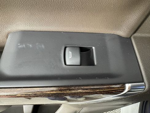 Used 2021 GMC Sierra 1500 SLE image 43