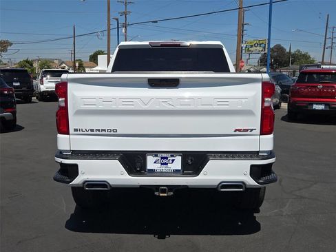 Certified 2022 Chevrolet Silverado 1500 RST AWD/4WD image 30