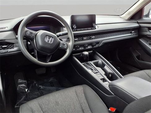 Used 2024 Honda Accord EX image 5