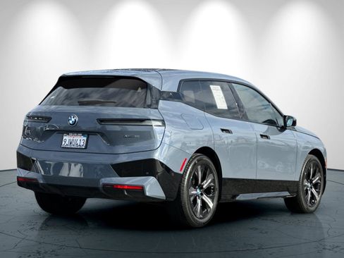 Used 2024 BMW iX xDrive50 w/ Sport Package image 4