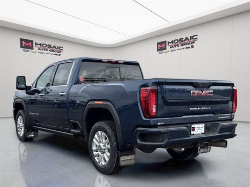 Used 2022 GMC Sierra 3500 Denali image 5