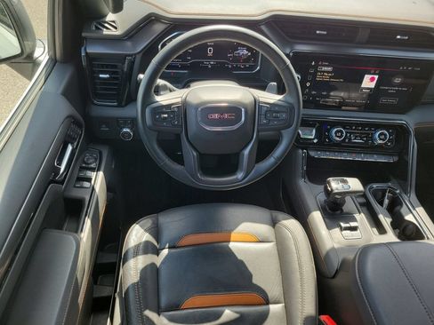 Used 2025 GMC Sierra 1500 AT4 AWD/4WD image 14