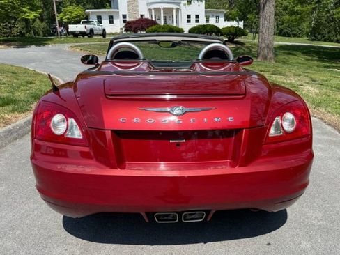 Used 2005 Chrysler Crossfire Limited RWD image 8