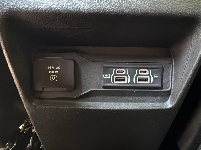 Used 2025 Jeep Grand Cherokee Laredo X w/ Luxury Tech Group I AWD/4WD image 19
