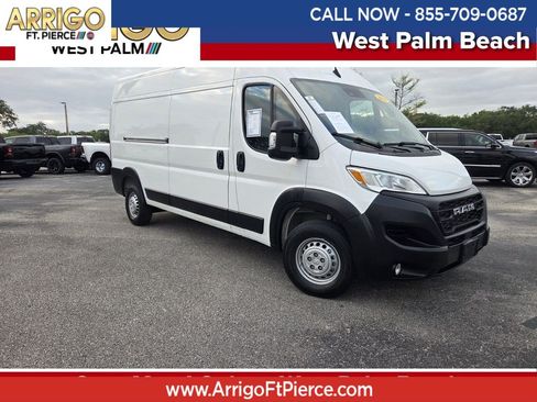 Used 2024 RAM ProMaster 2500 w/ Convenience Group FWD image 1