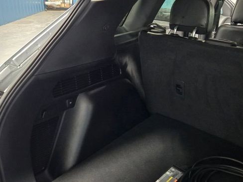 Used 2024 Ford Escape SE image 59