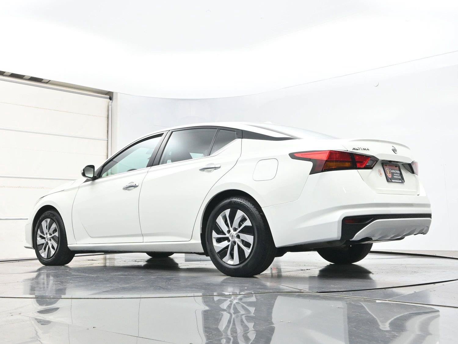 Used 2020 Nissan Altima 2.5 S FWD image 31