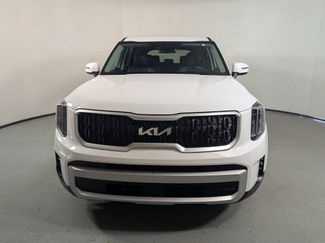 Used 2024 Kia Telluride LX FWD video 2