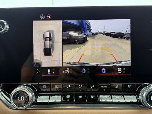 New 2026 GMC Canyon AT4 w/ Technology Plus Package AWD/4WD image 19
