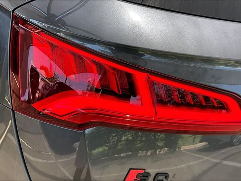 Used 2019 Audi SQ5 Premium Plus AWD/4WD image 28