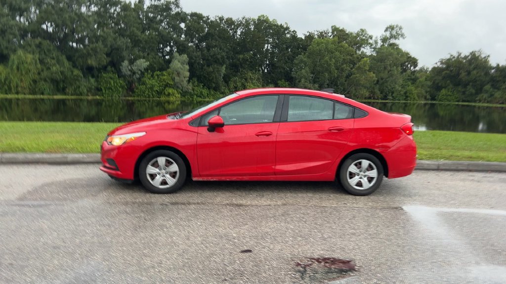 Used 2018 Chevrolet Cruze LS FWD image 5