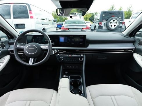 Used 2025 Hyundai Sonata SEL FWD image 28