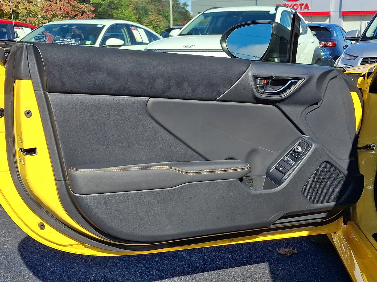 Used 2026 Subaru BRZ Series.Yellow RWD image 13