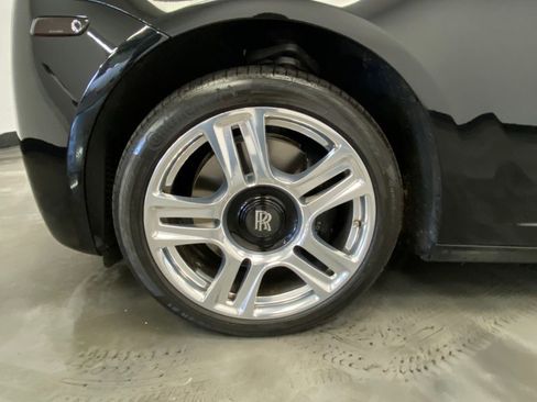 Used 2015 Rolls-Royce Ghost image 20